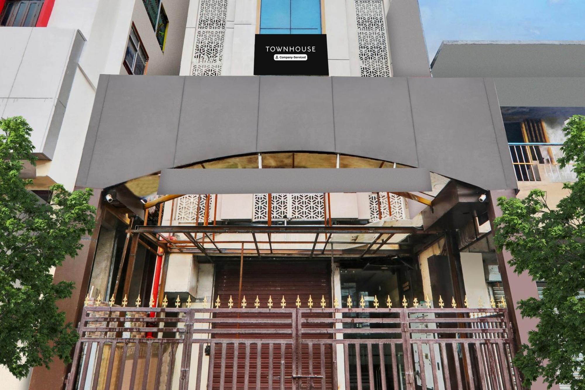 Super Townhouse Kankarbagh Formerly Kunwar Alcajars Patna  Exterior photo